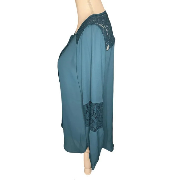 Apt.‎ 9 Women’s Medium Lace-Trim Green FlowyTop - Picture 2 of 4